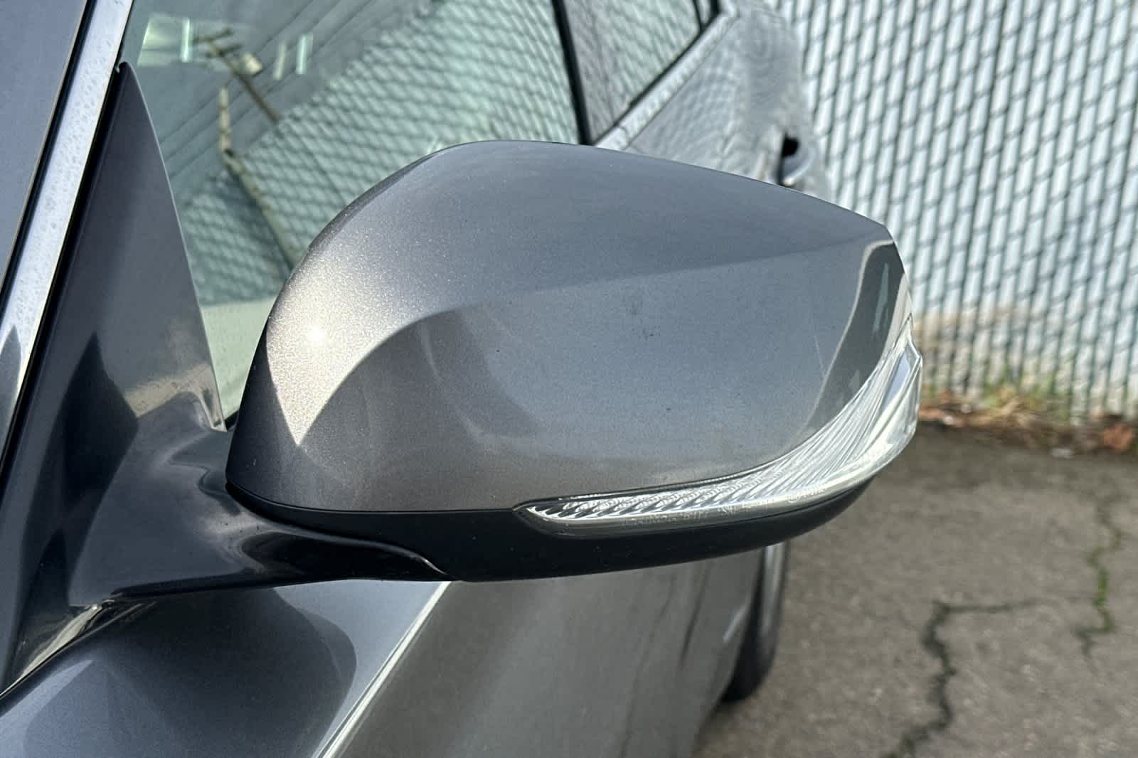 Thumbnail: 2017 INFINITI Q50 - 20