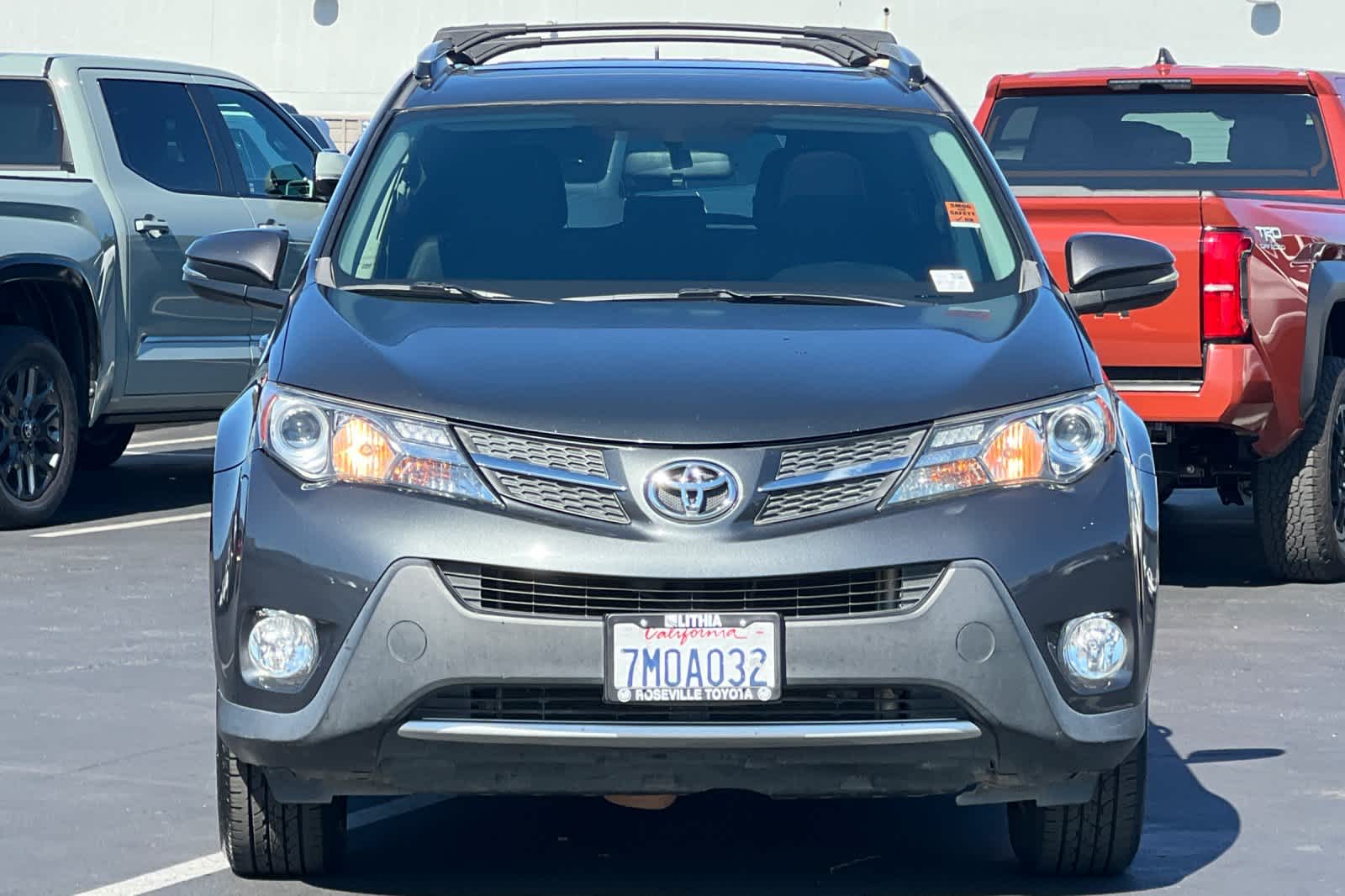 Thumbnail: 2015 Toyota RAV4 - 10