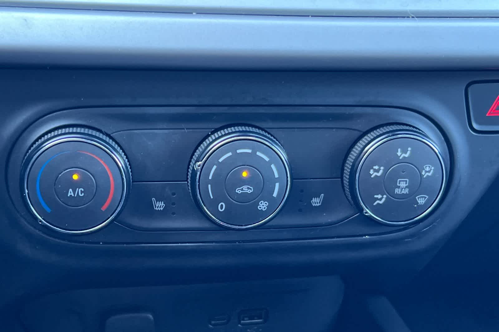 Thumbnail: 2024 Chevrolet Trax - 21