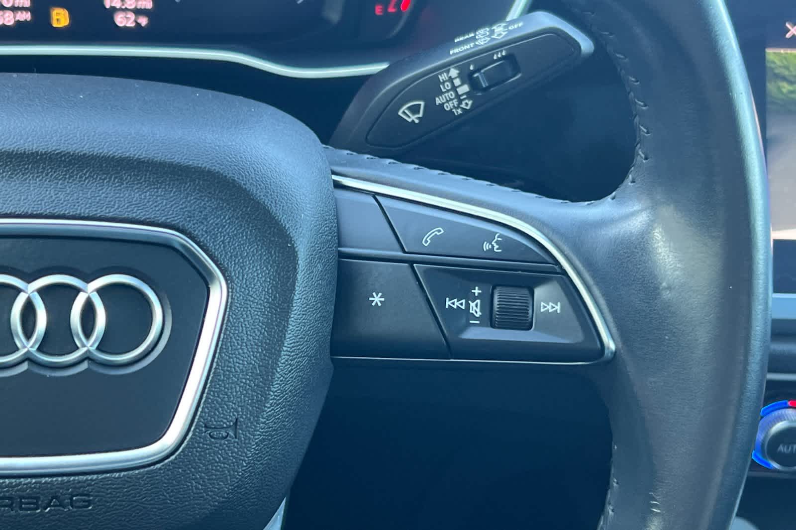 Thumbnail: 2020 Audi Q3 - 27