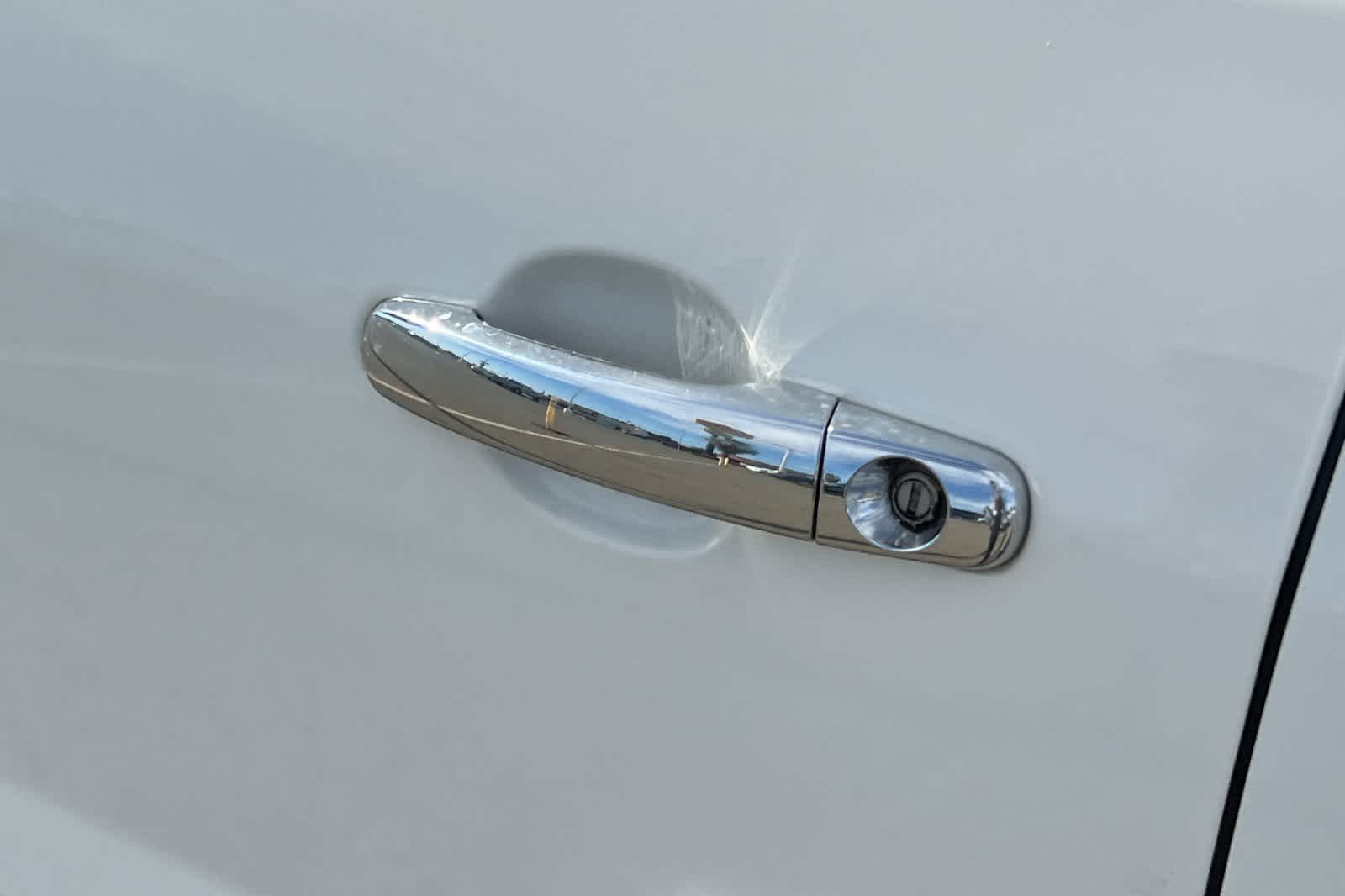 Thumbnail: 2015 GMC Acadia - 18