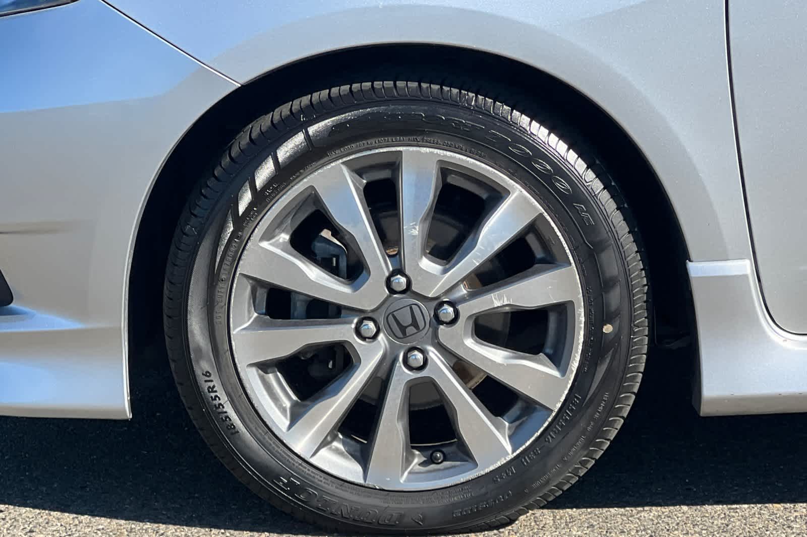 Thumbnail: 2012 Honda Fit - 28