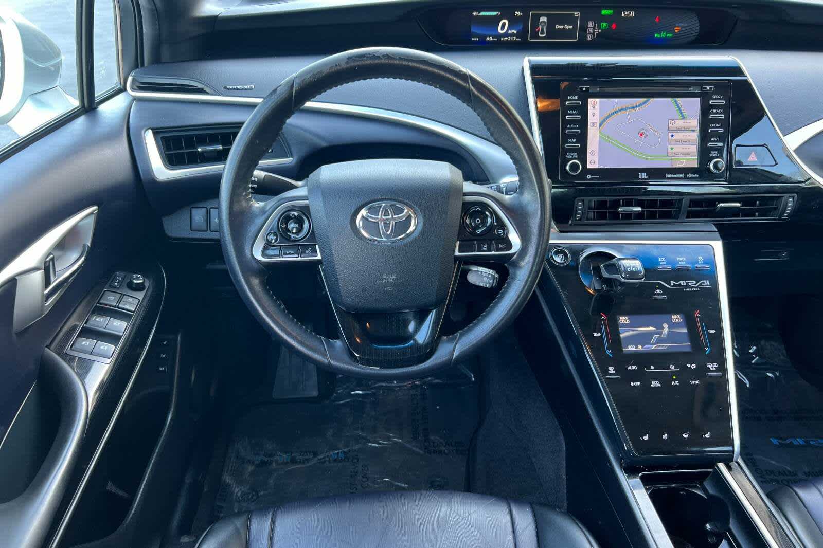 Thumbnail: 2018 Toyota Mirai - 15