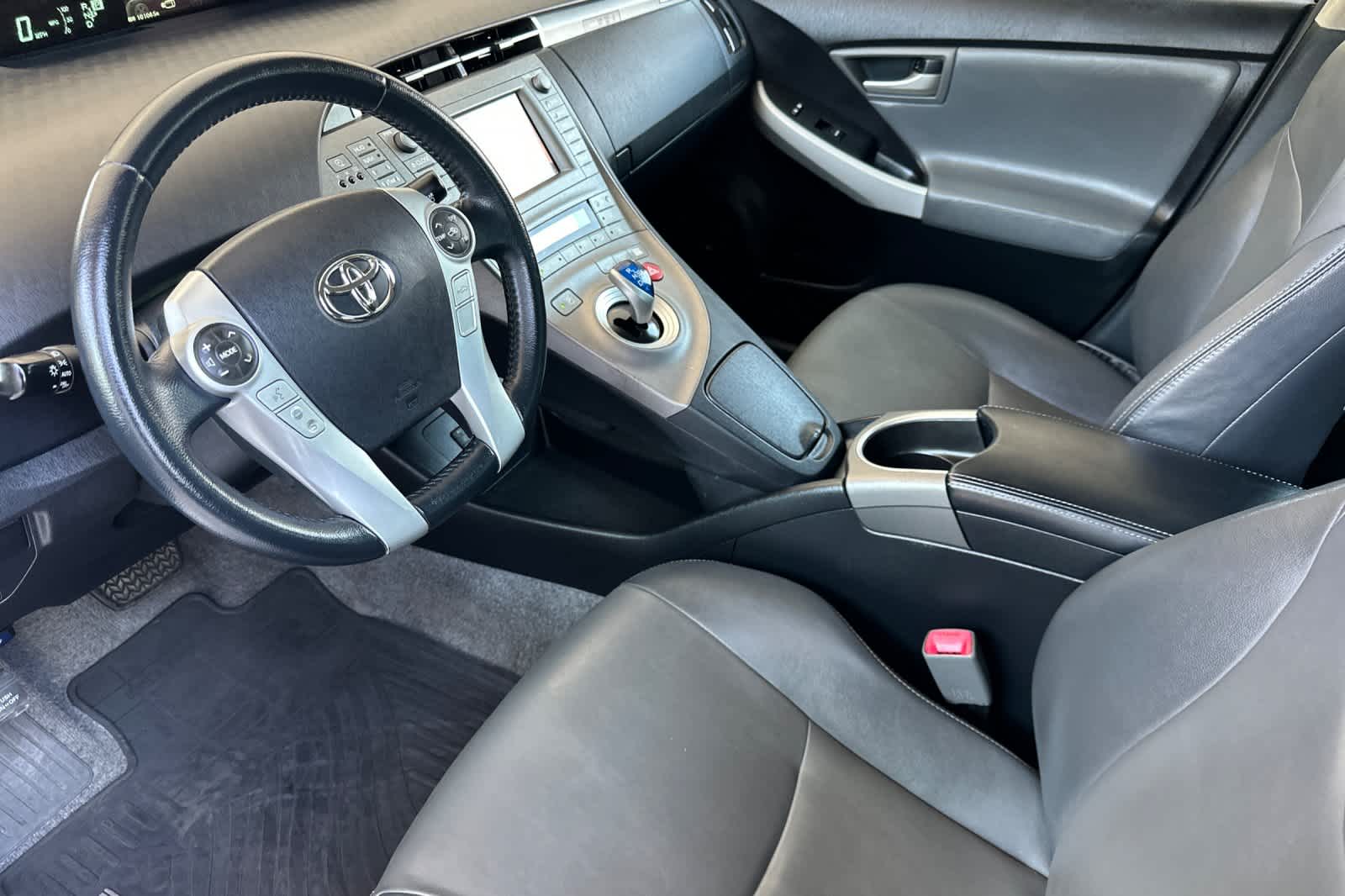 Thumbnail: 2012 Toyota Prius - 11