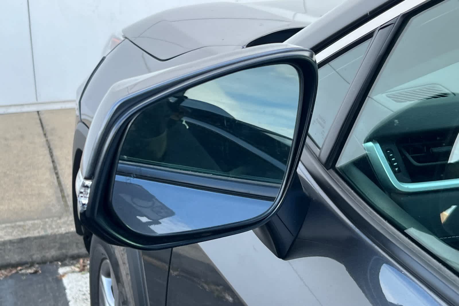 Thumbnail: 2025 Toyota RAV4 - 8