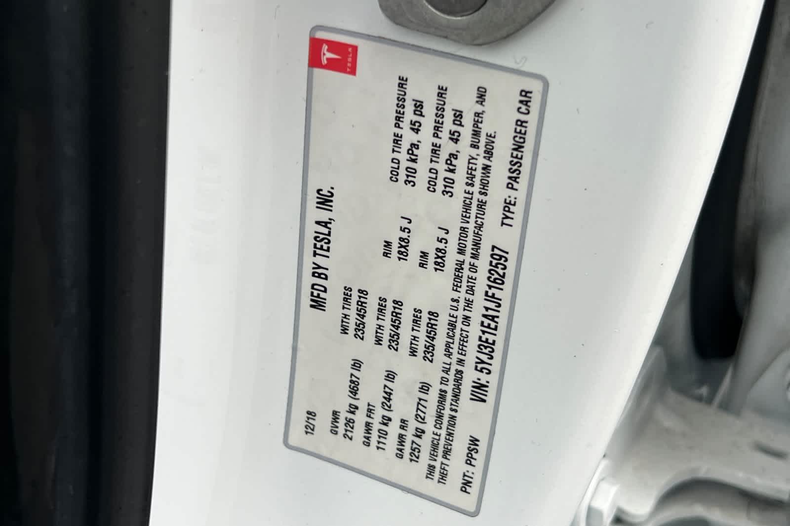 Thumbnail: 2018 Tesla Model 3 - 31