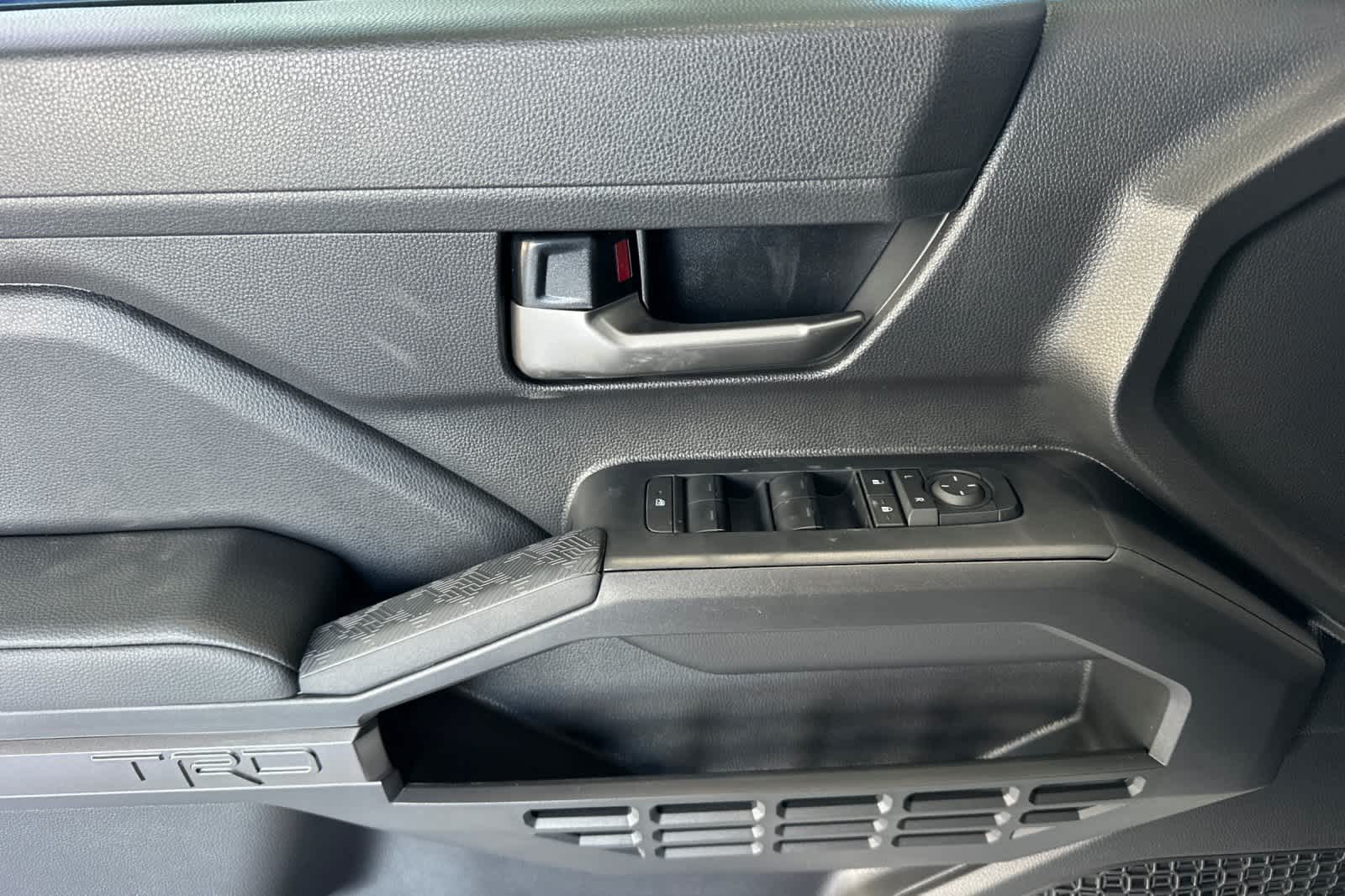 Thumbnail: 2025 Toyota Tacoma - 12