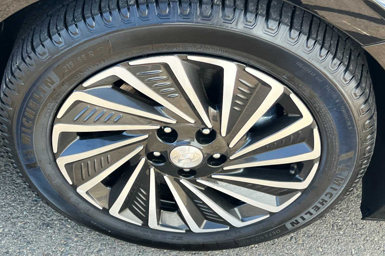 Thumbnail: 2021 Hyundai Sonata - 12