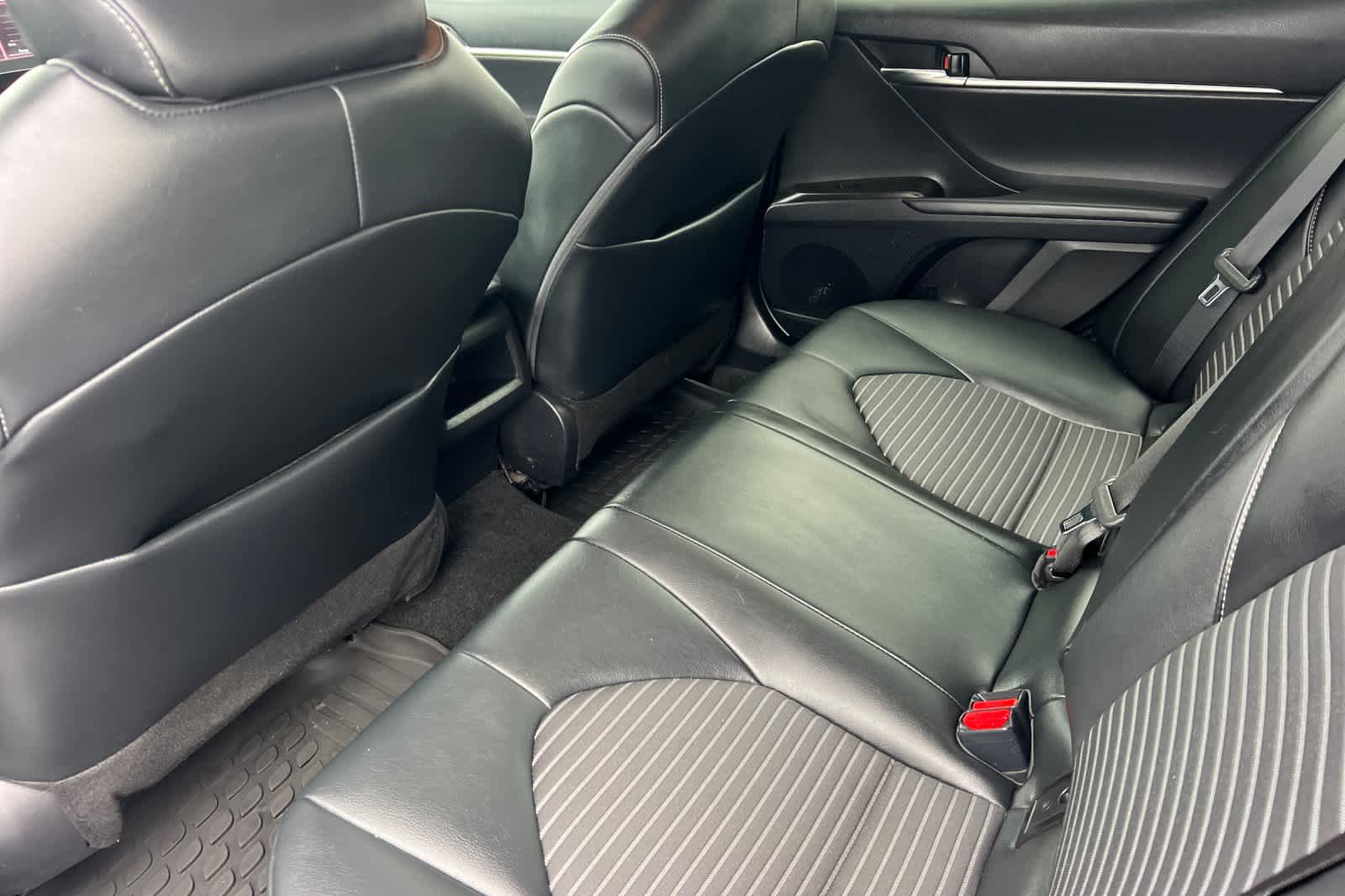 Thumbnail: 2022 Toyota Camry - 4