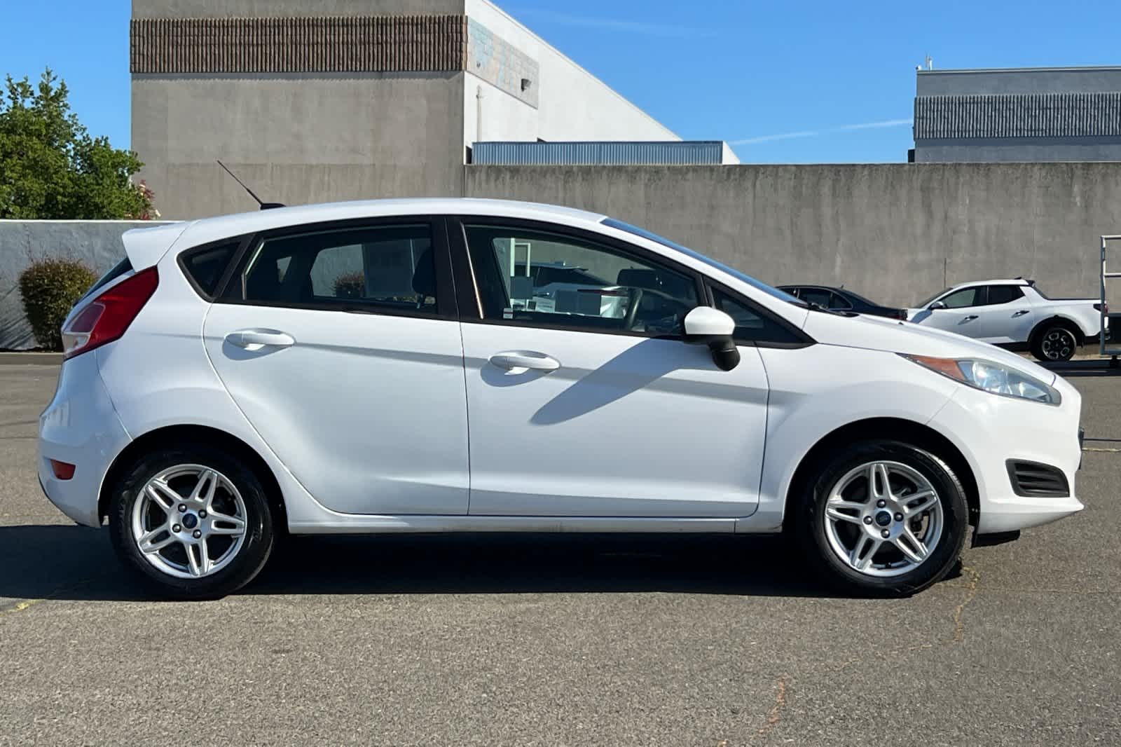 Thumbnail: 2019 Ford Fiesta - 6