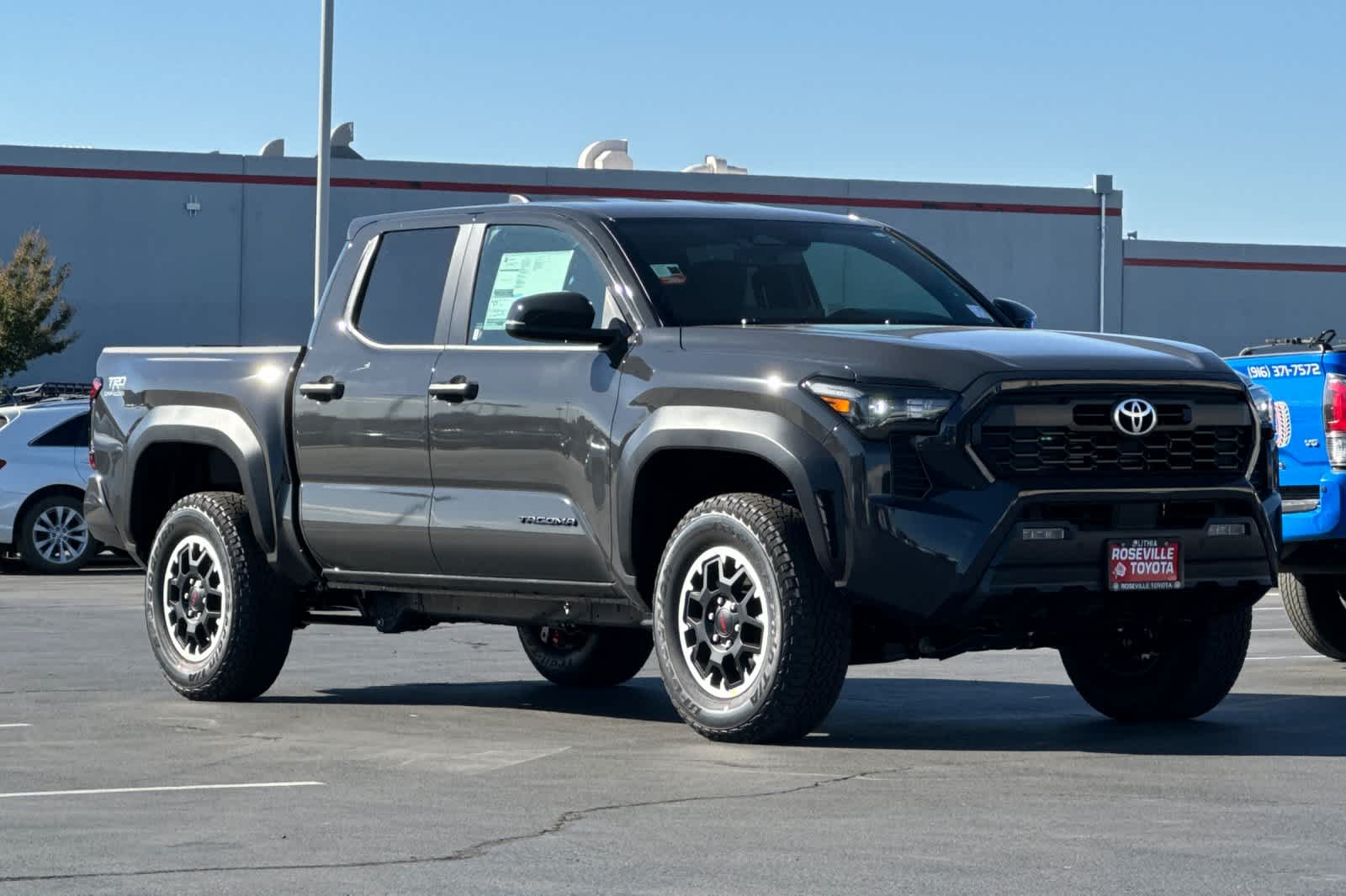 2024 Toyota Tacoma TRD Off-Road 8