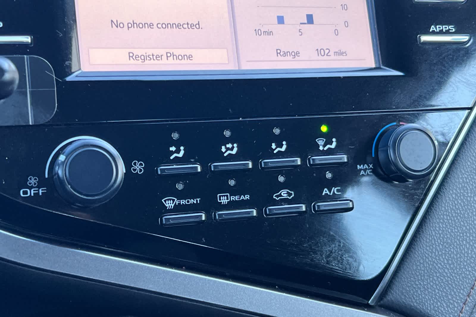 Thumbnail: 2019 Toyota Camry - 20