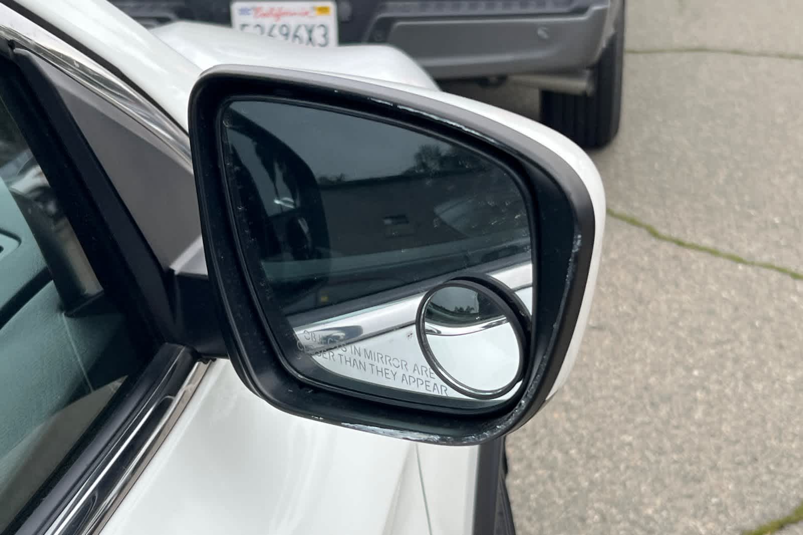 Thumbnail: 2017 Nissan Rogue Sport - 13