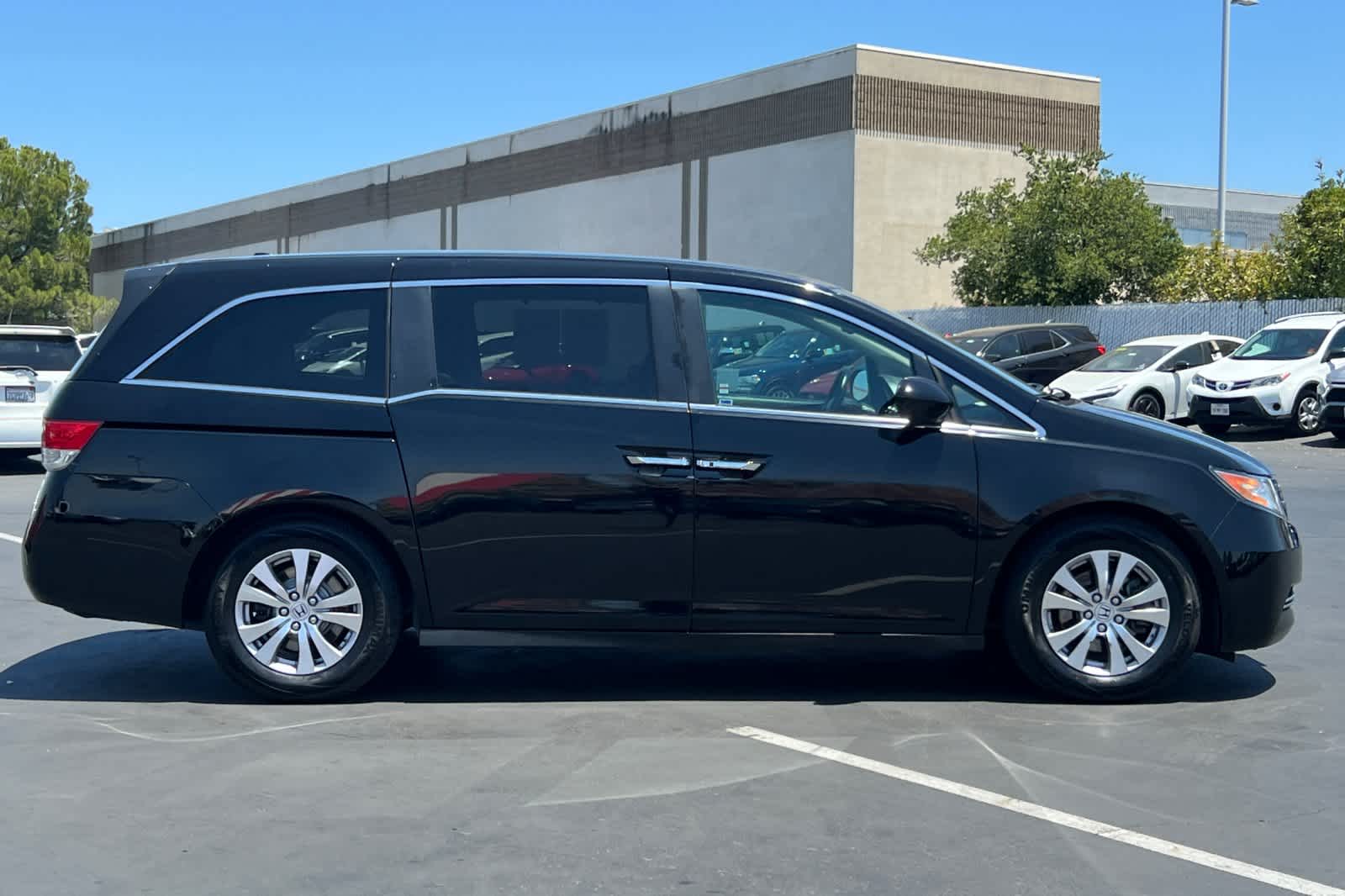 Thumbnail: 2016 Honda Odyssey - 6