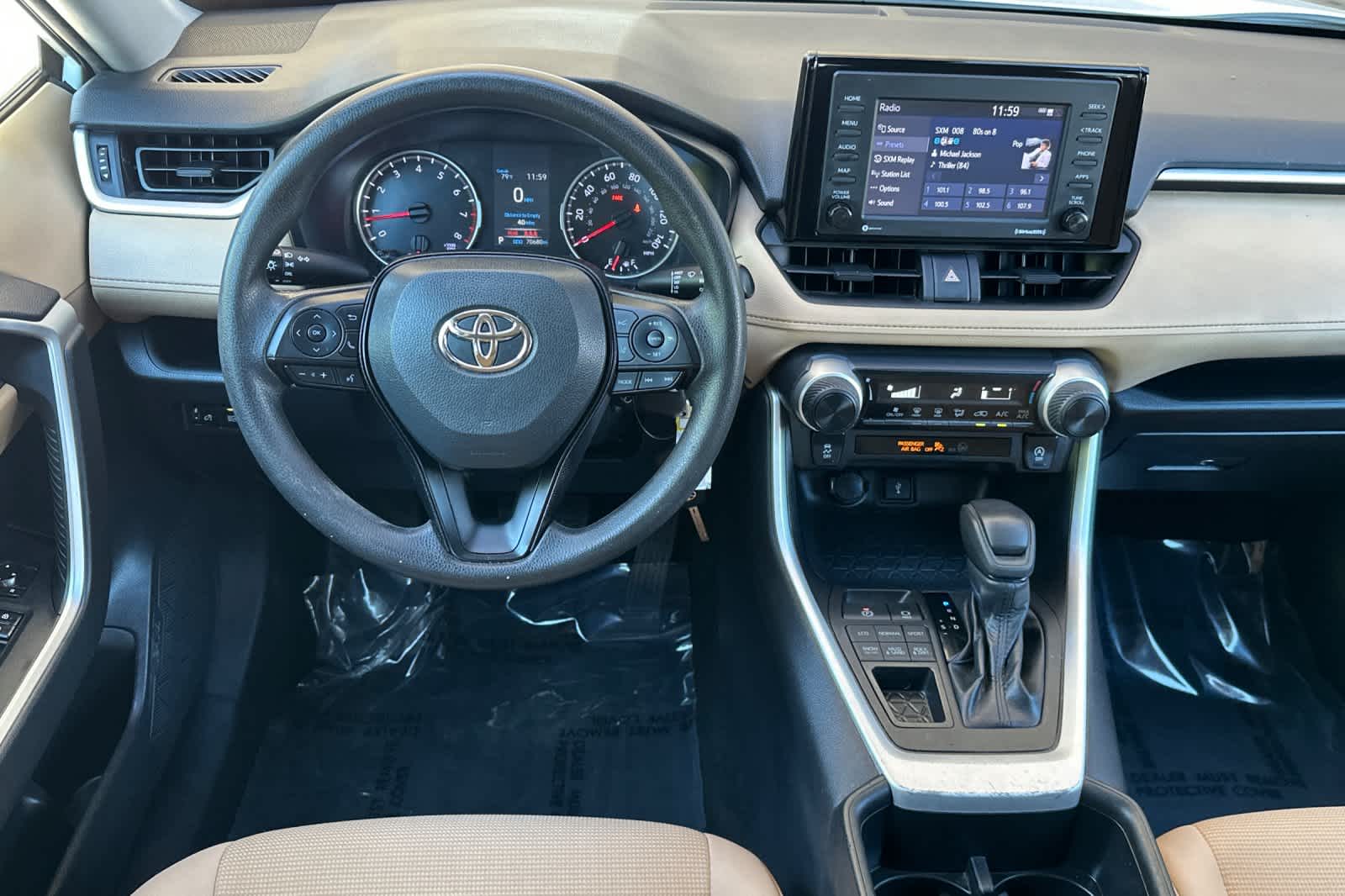 Thumbnail: 2022 Toyota RAV4 - 15