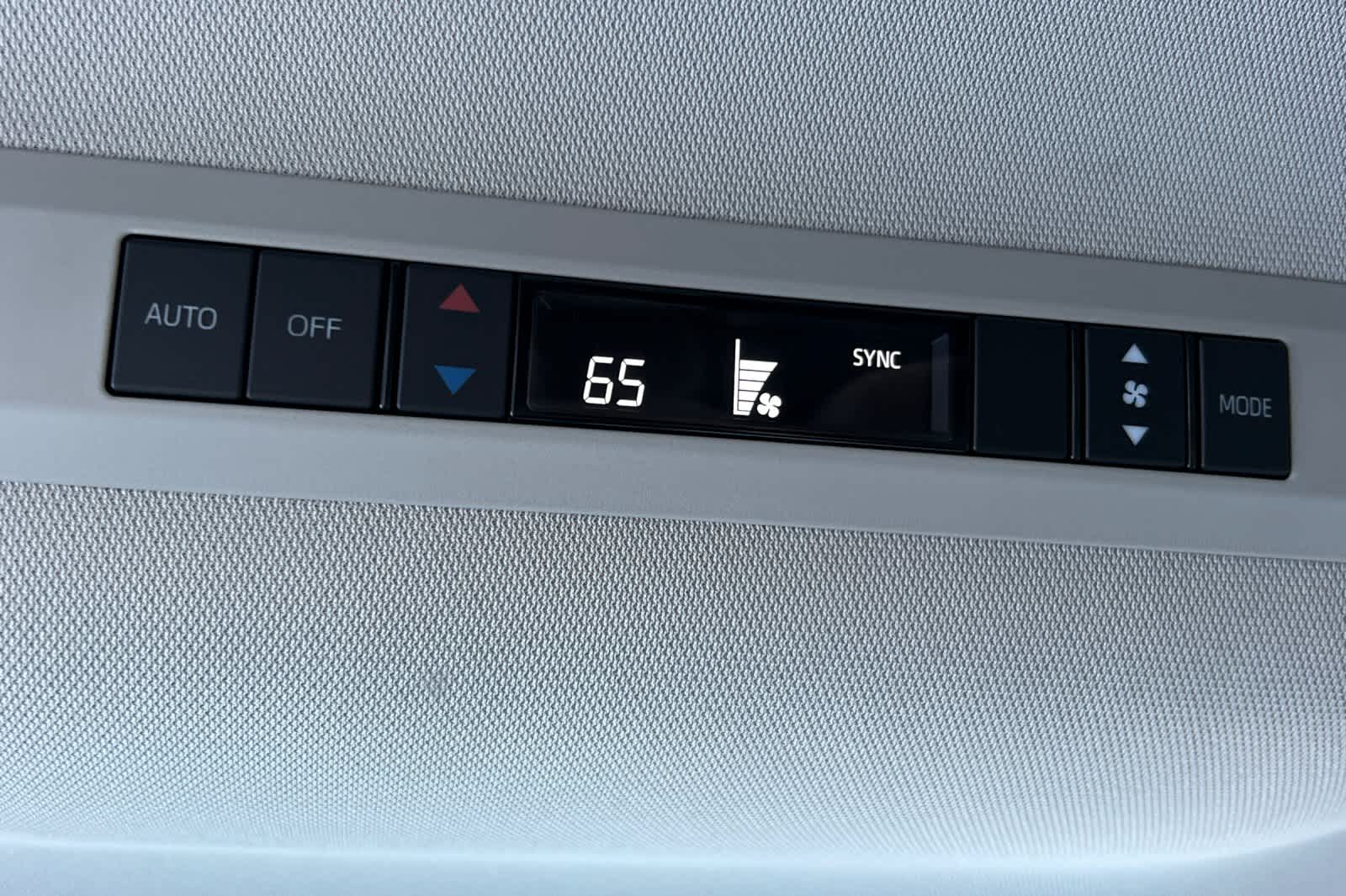 Thumbnail: 2025 Toyota Sienna - 14