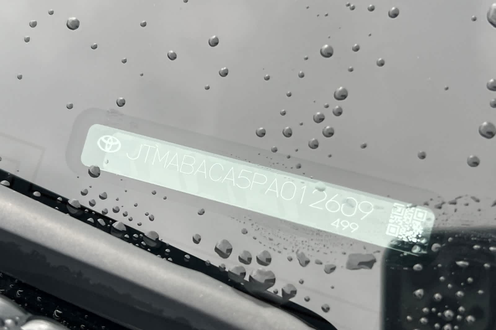 Thumbnail: 2023 Toyota bZ4X - 23