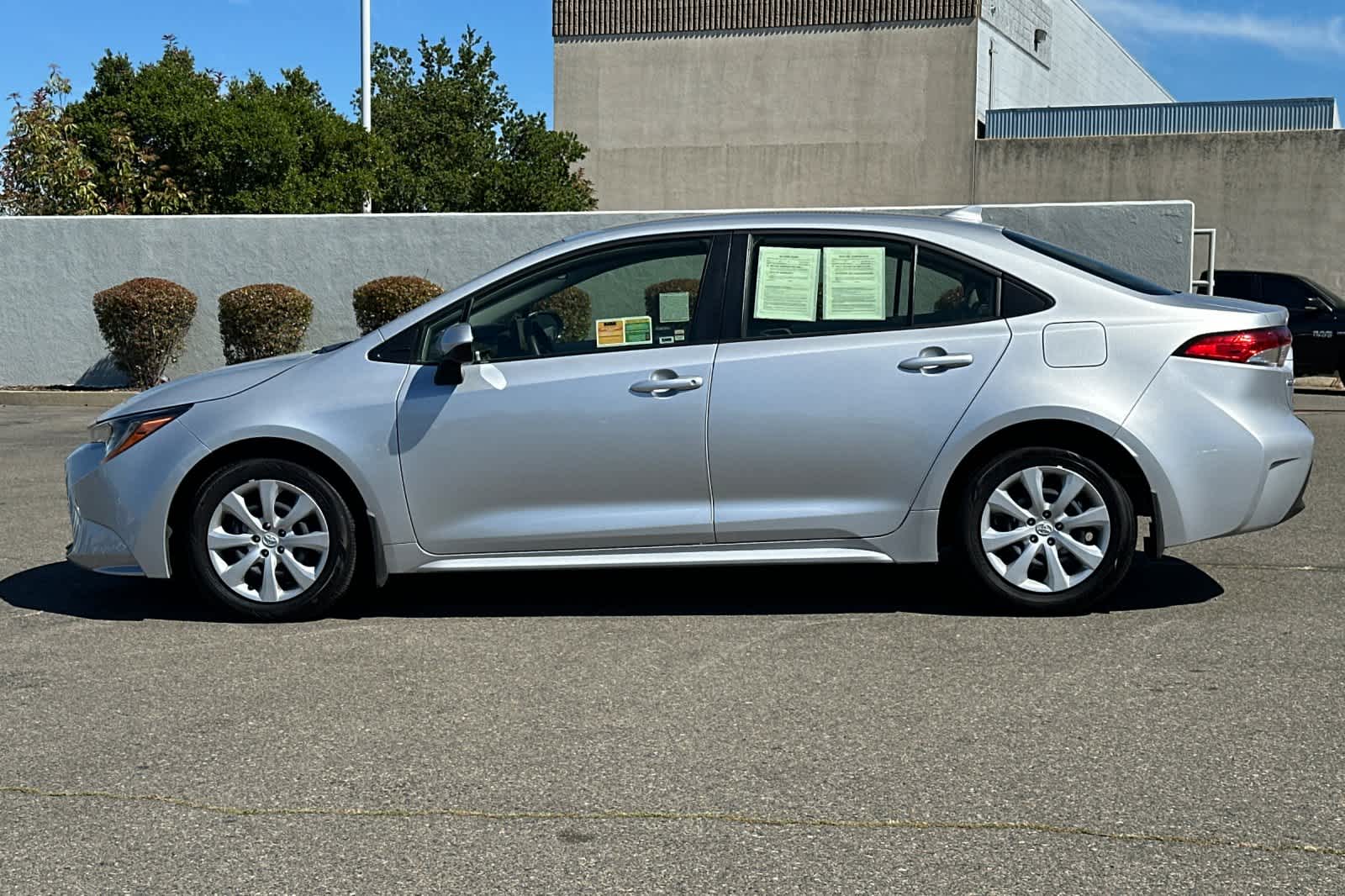 Thumbnail: 2025 Toyota Corolla - 9