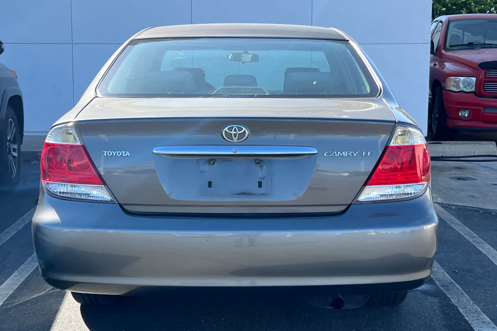 2005 Toyota Camry LE 5