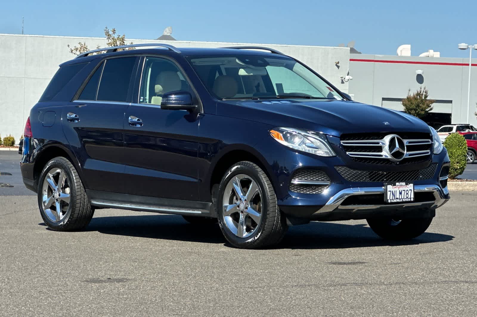 Thumbnail: 2016 Mercedes-Benz GLE - 5