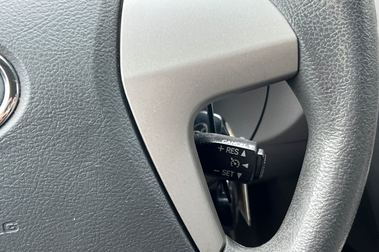 Thumbnail: 2011 Toyota Camry - 24