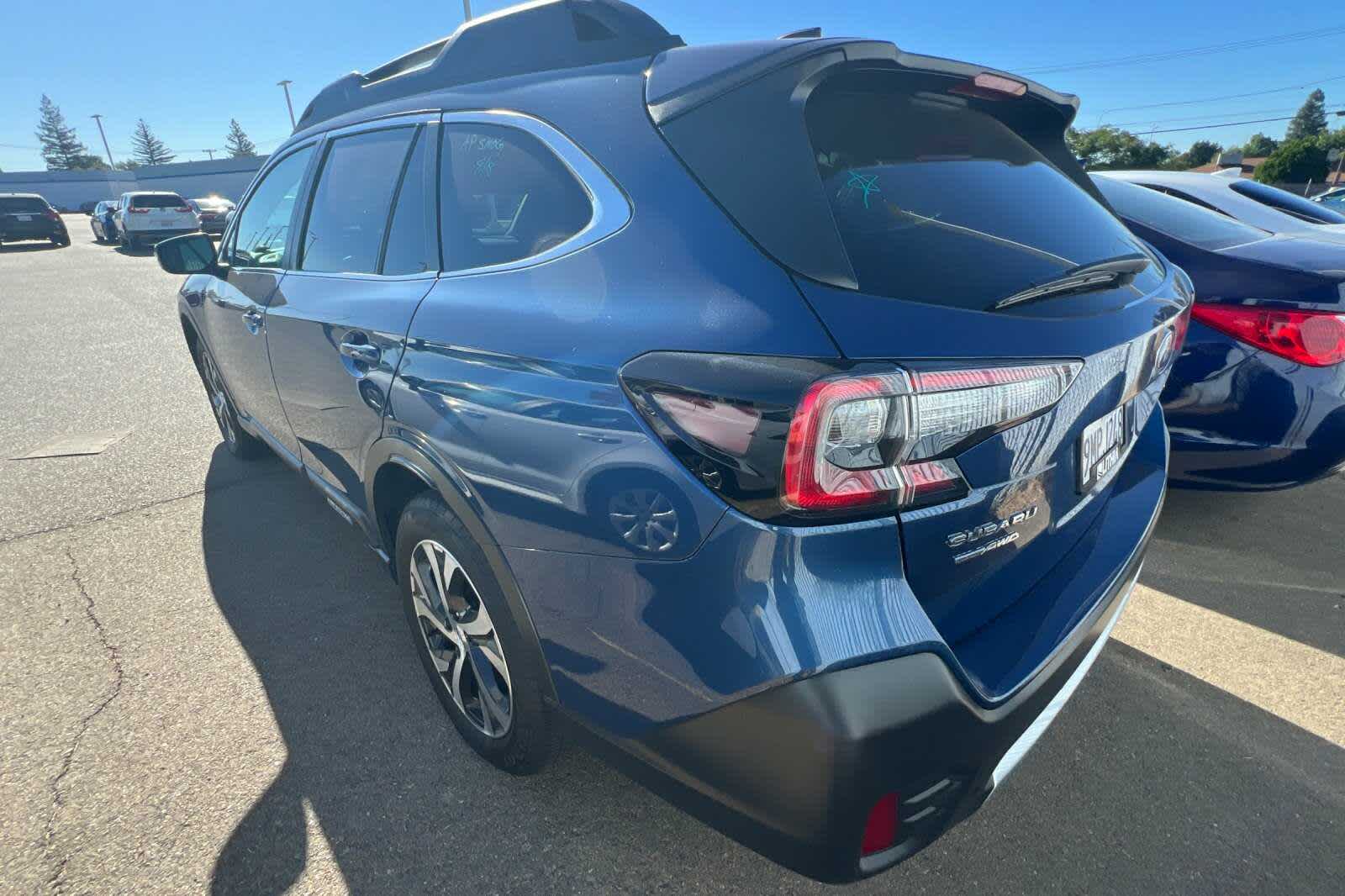 Thumbnail: 2022 Subaru Outback - 4