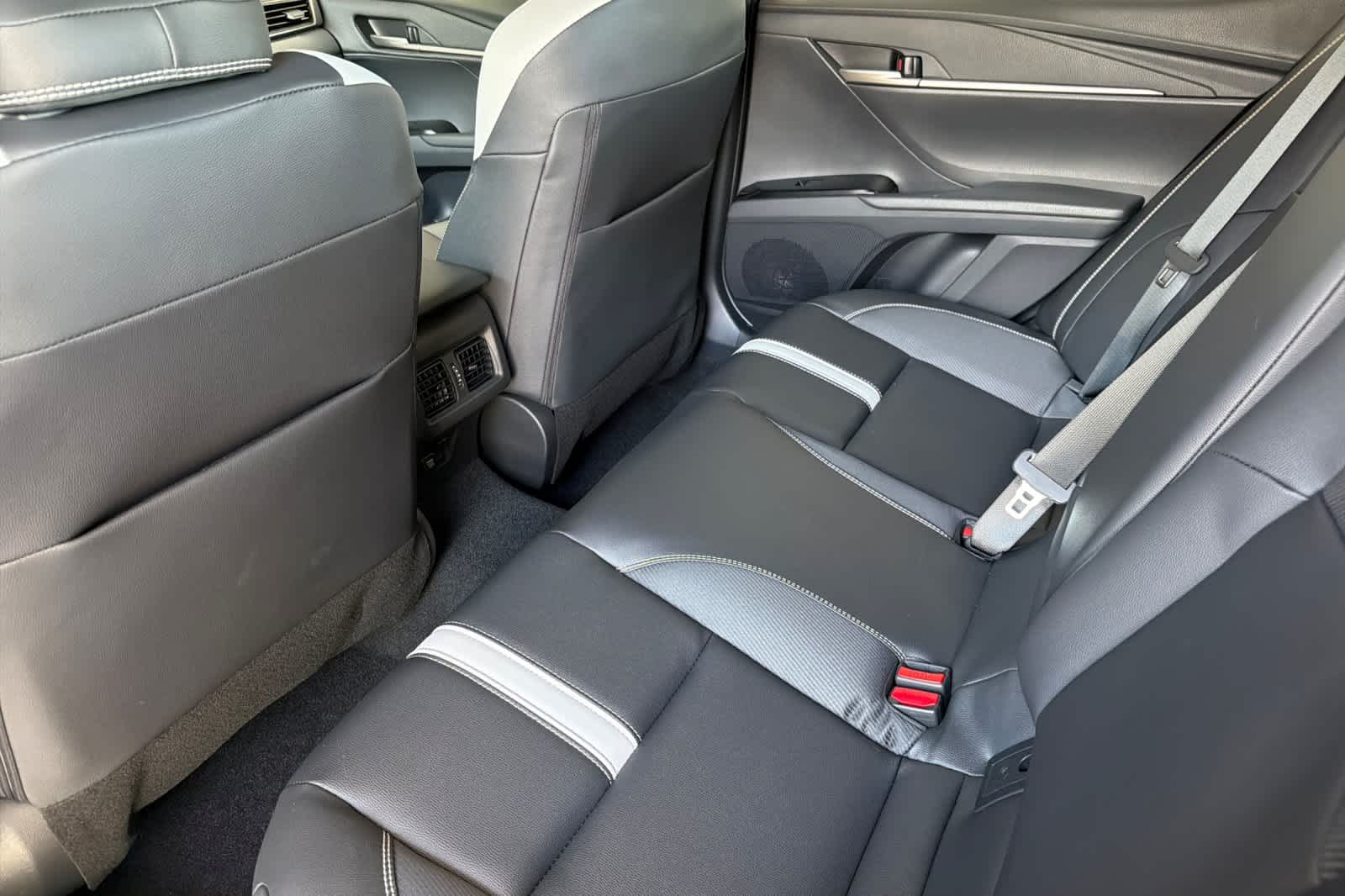 Thumbnail: 2026 Toyota Camry - 4
