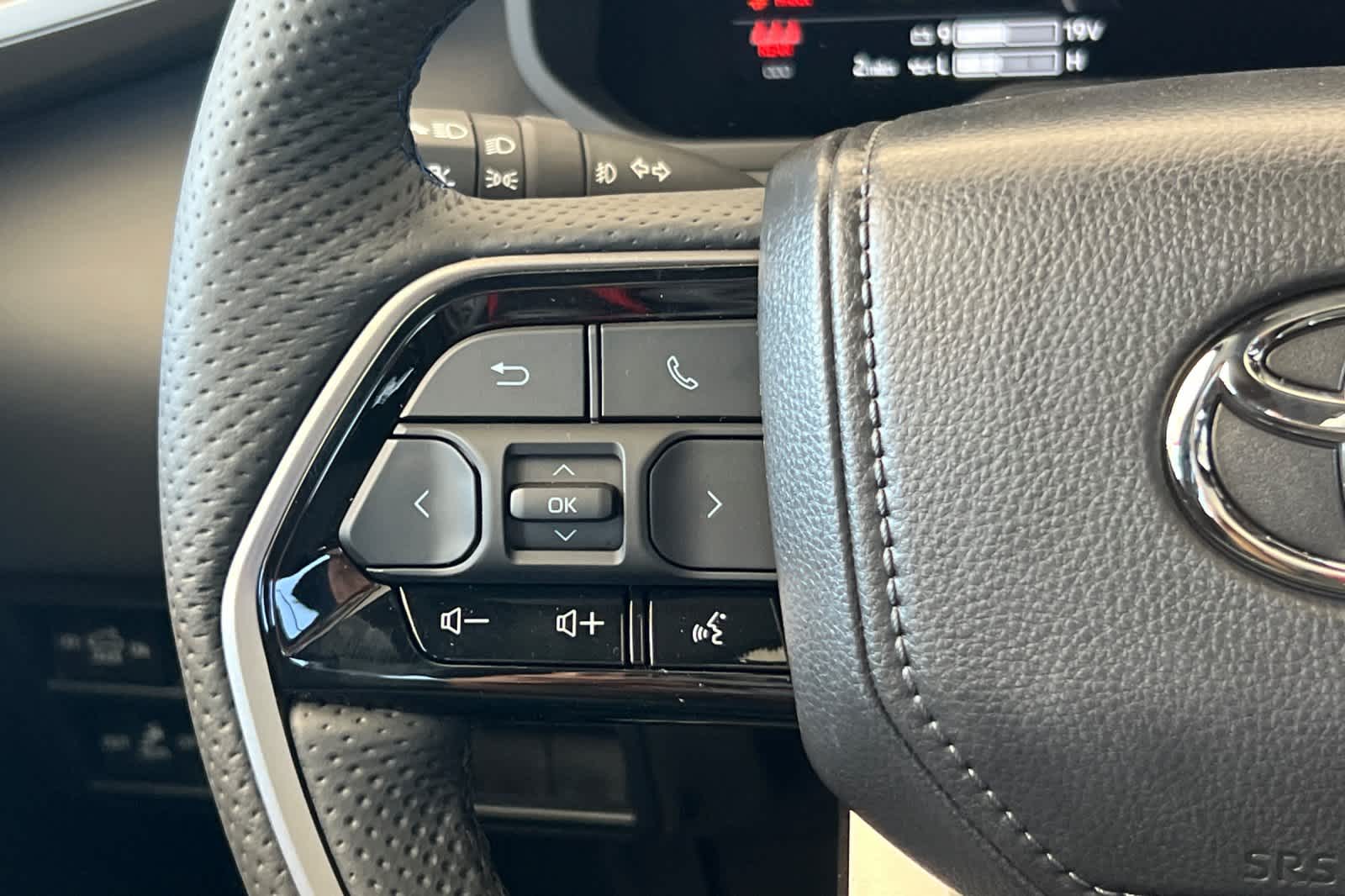 Thumbnail: 2026 Toyota Tundra - 25