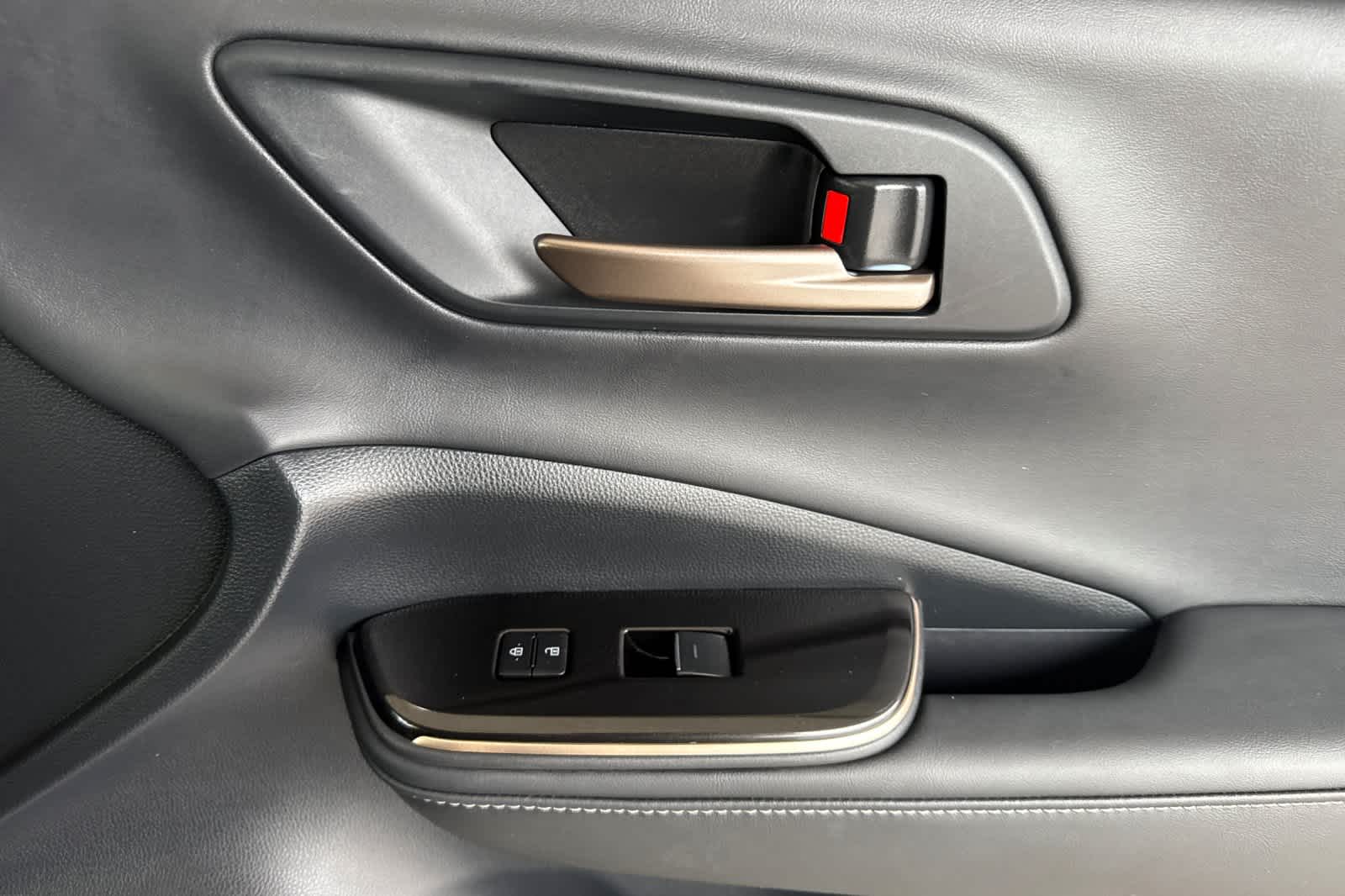 Thumbnail: 2025 Toyota Crown Signia - 19