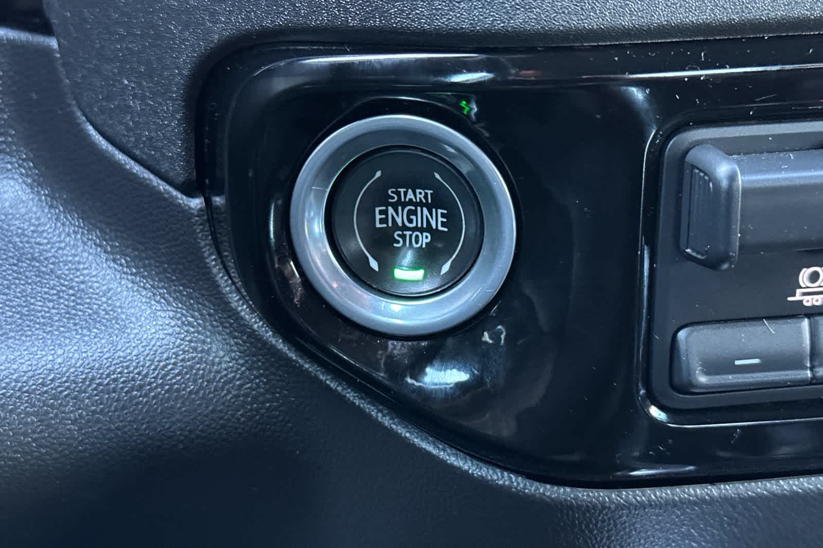 Thumbnail: 2022 Chevrolet Silverado 1500 - 23