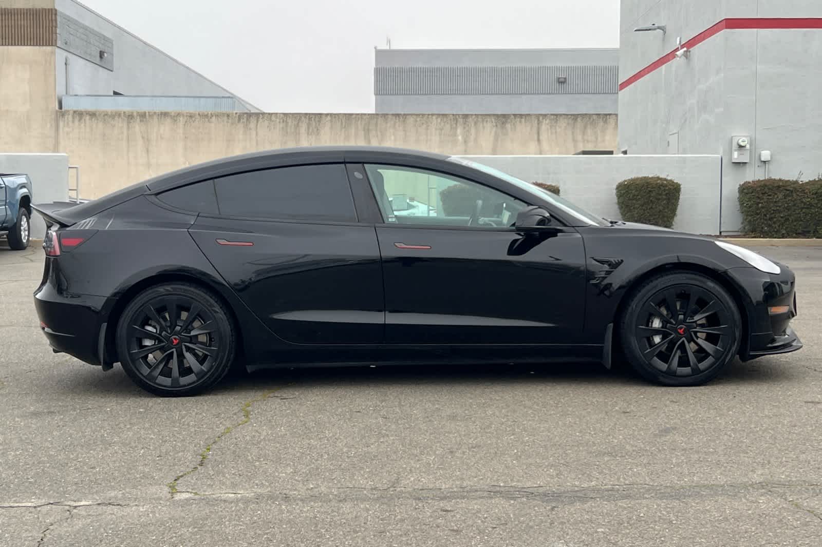 Thumbnail: 2022 Tesla Model 3 - 6