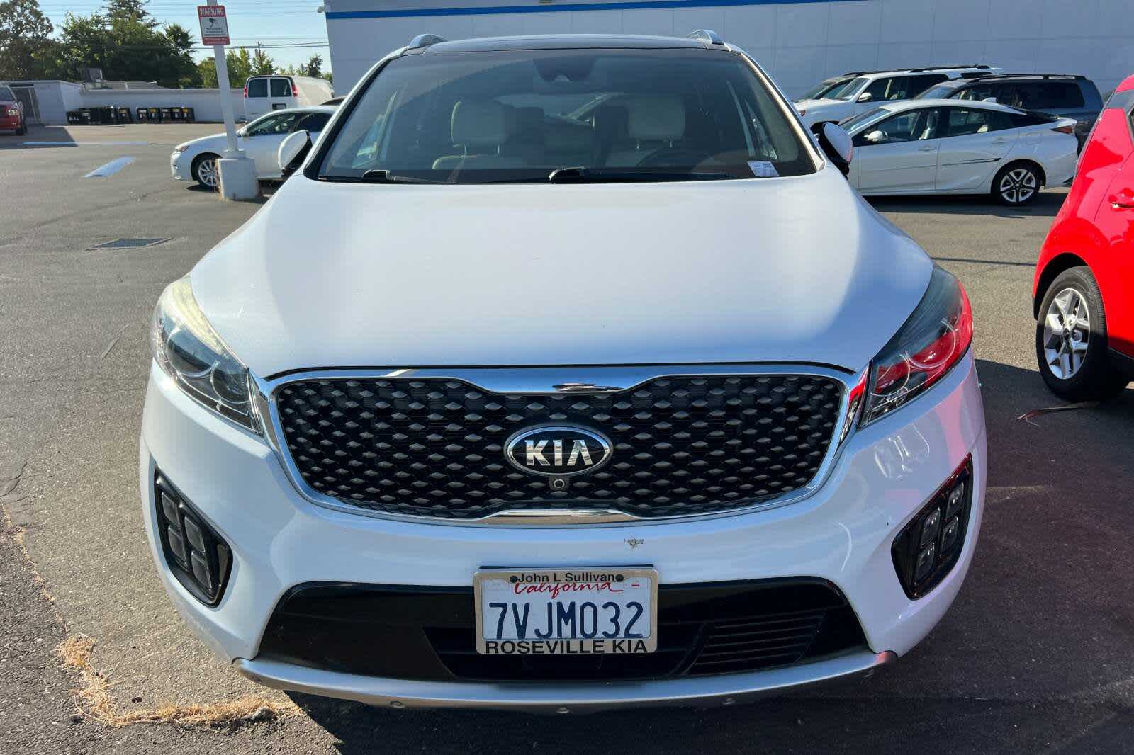 Thumbnail: 2017 Kia Sorento - 6