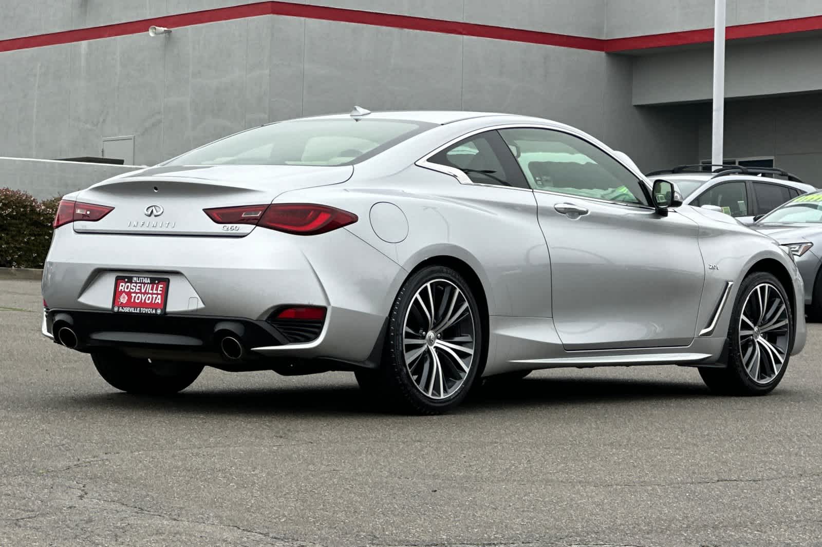 Thumbnail: 2017 INFINITI Q60 - 2