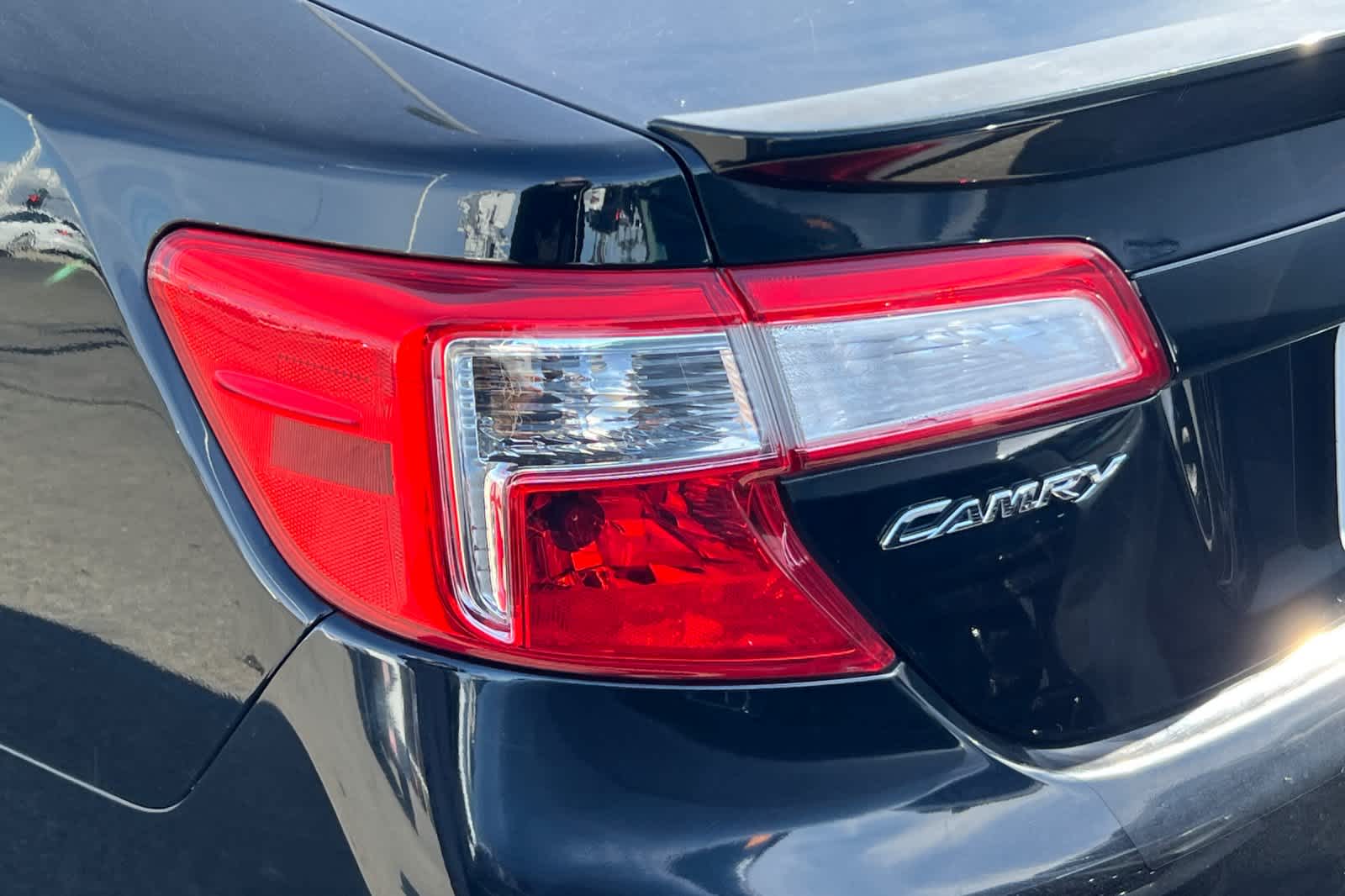 Thumbnail: 2012 Toyota Camry - 15