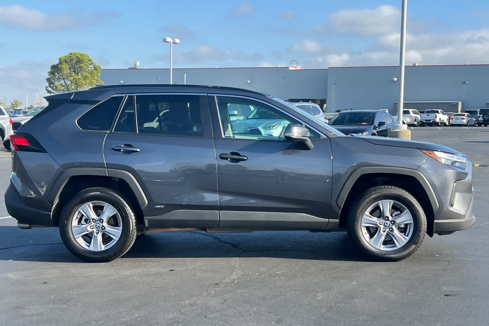 Thumbnail: 2023 Toyota RAV4 - 6