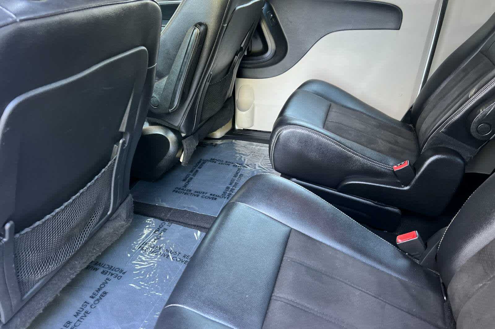 Thumbnail: 2019 Dodge Grand Caravan - 4