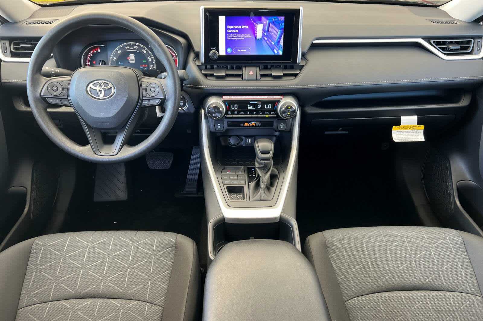 2025 Toyota RAV4 XLE 3