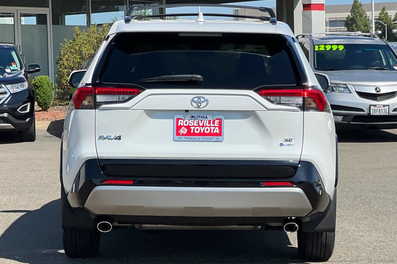 Thumbnail: 2025 Toyota RAV4 - 8