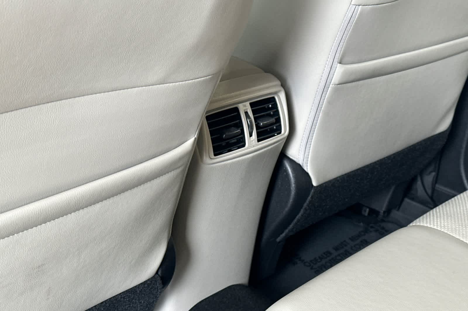 Thumbnail: 2022 Nissan Rogue Sport - 14