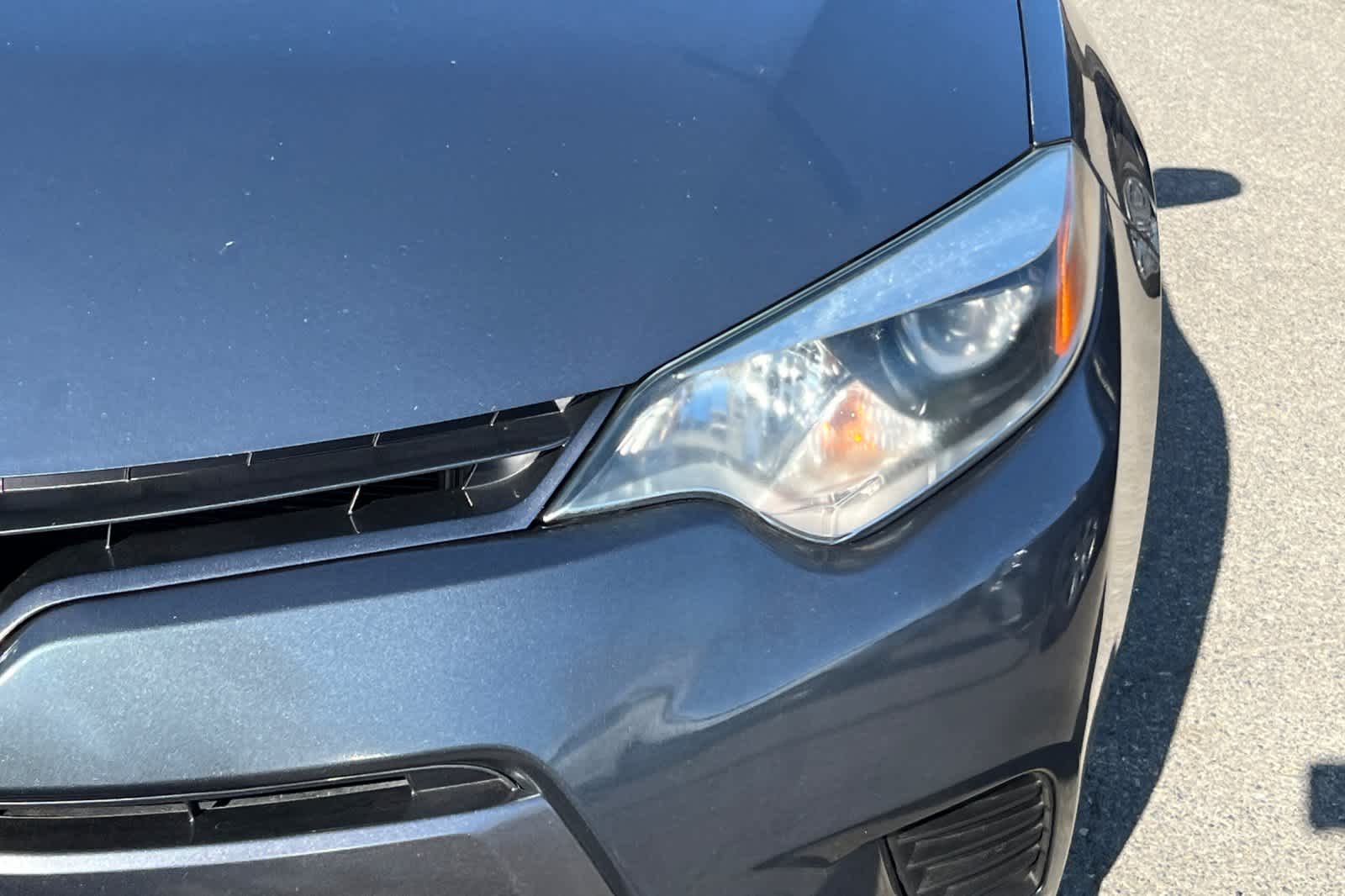 Thumbnail: 2015 Toyota Corolla - 10