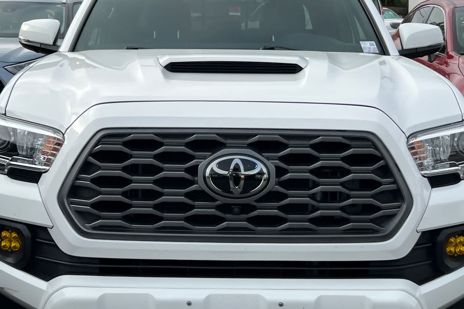 Thumbnail: 2023 Toyota Tacoma - 9