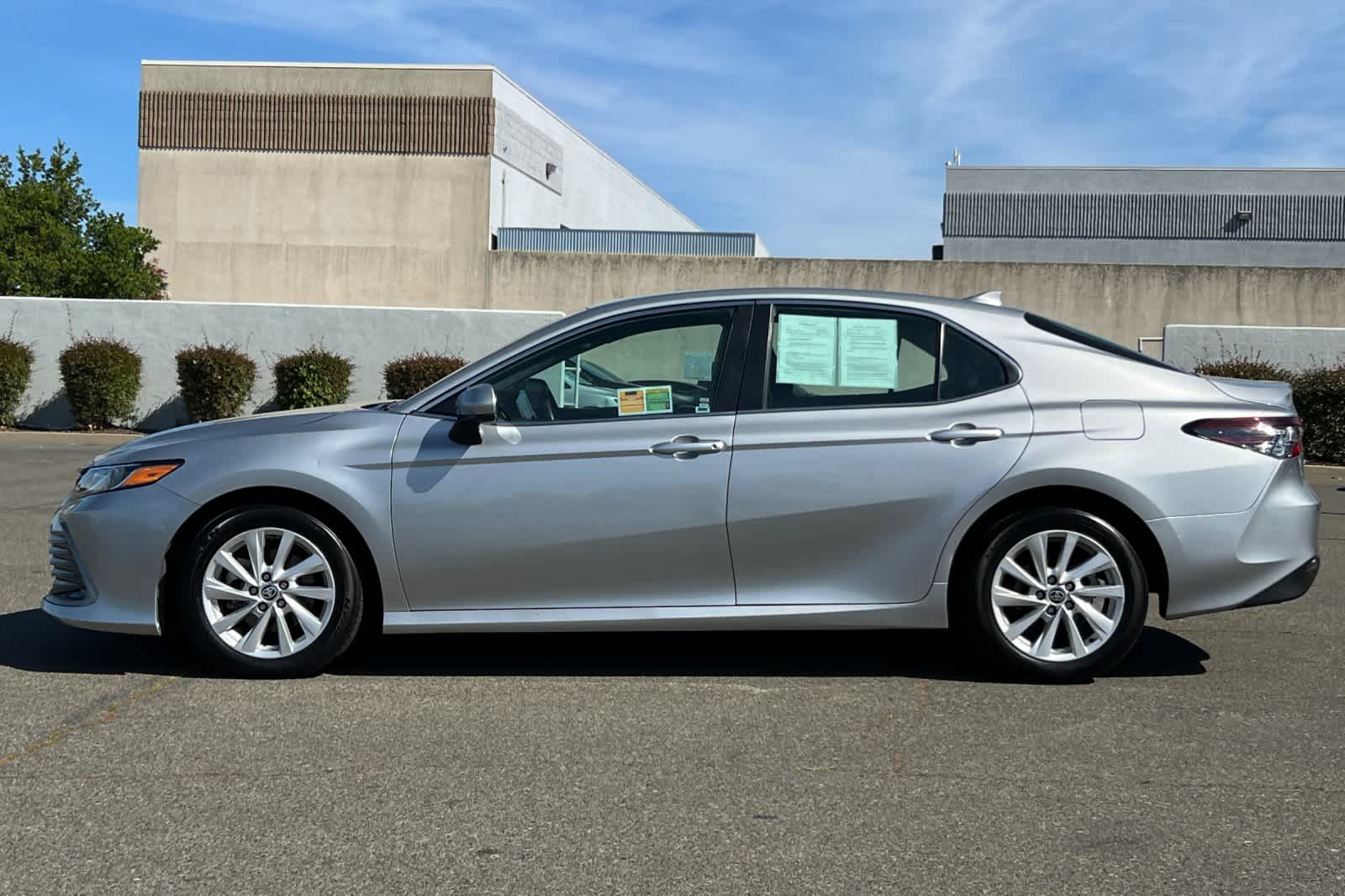 Thumbnail: 2023 Toyota Camry - 9