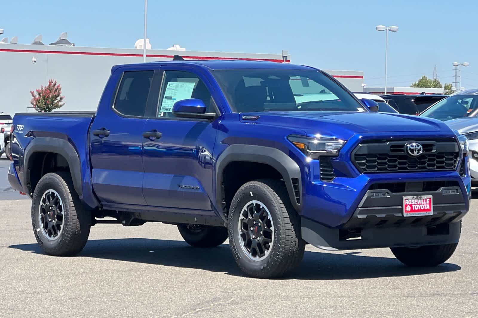 Thumbnail: 2025 Toyota Tacoma - 9