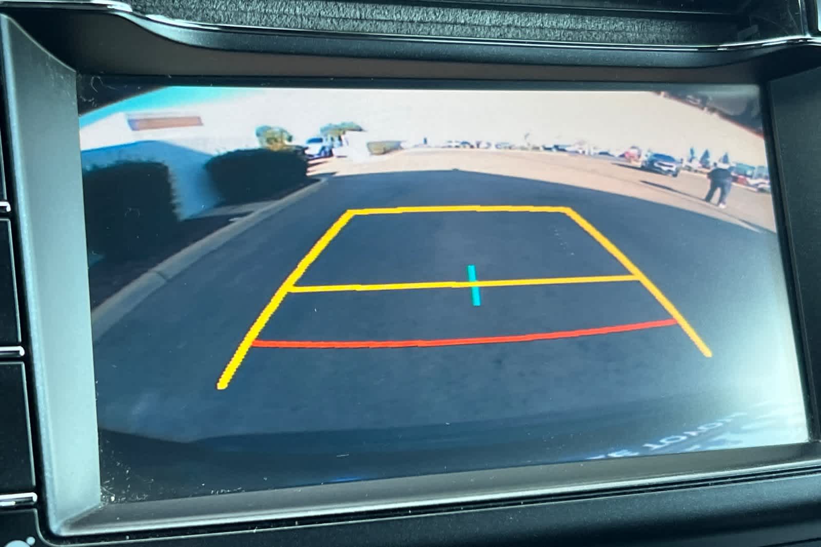 Thumbnail: 2016 Toyota RAV4 - 20