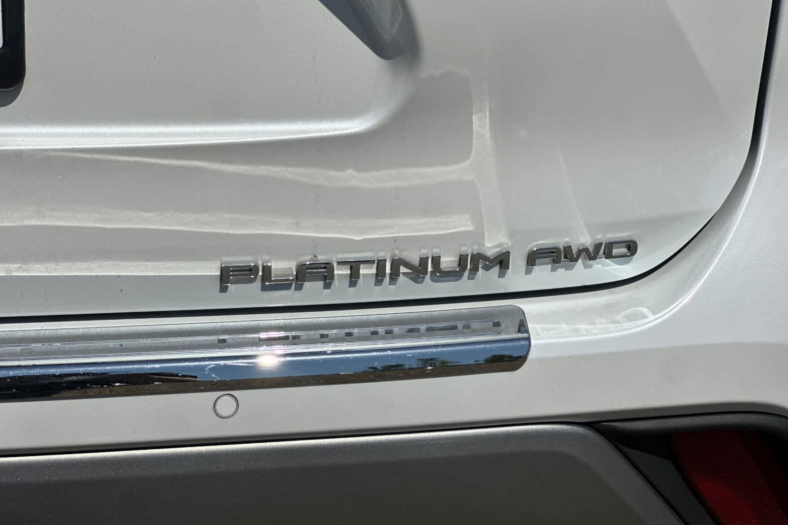 Thumbnail: 2023 Toyota Highlander - 7