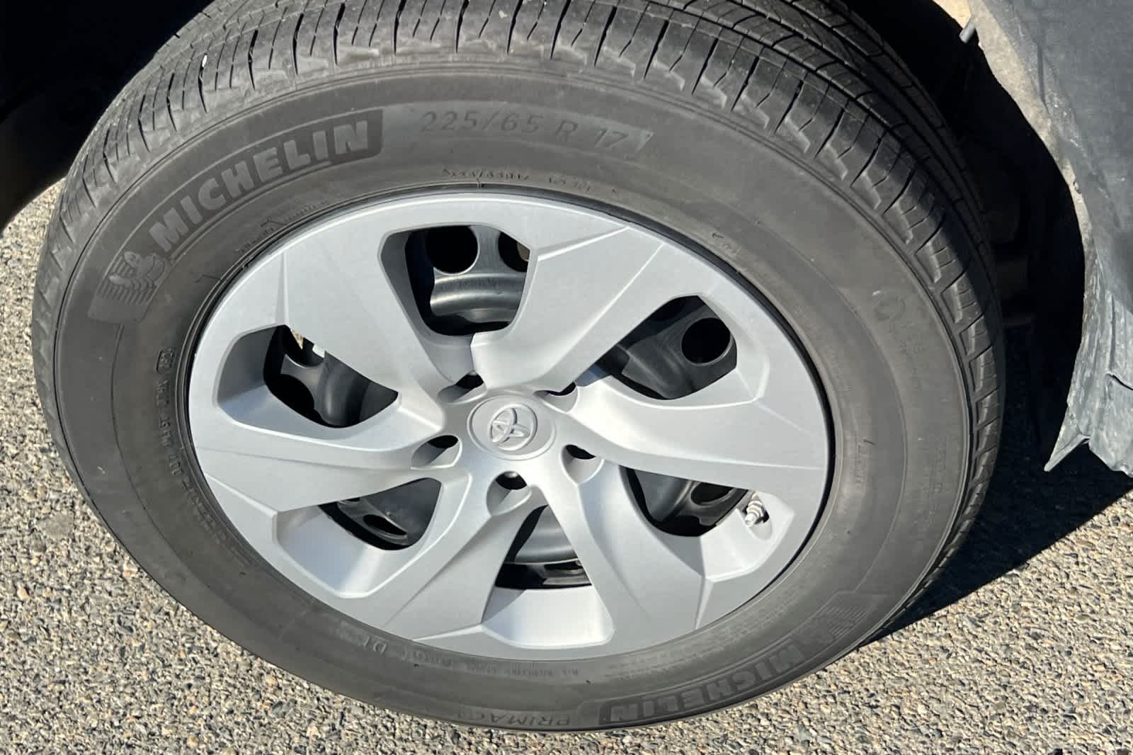 Thumbnail: 2024 Toyota RAV4 - 14