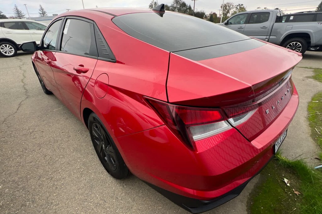 Used 2021 Hyundai Elantra SEL Sedan