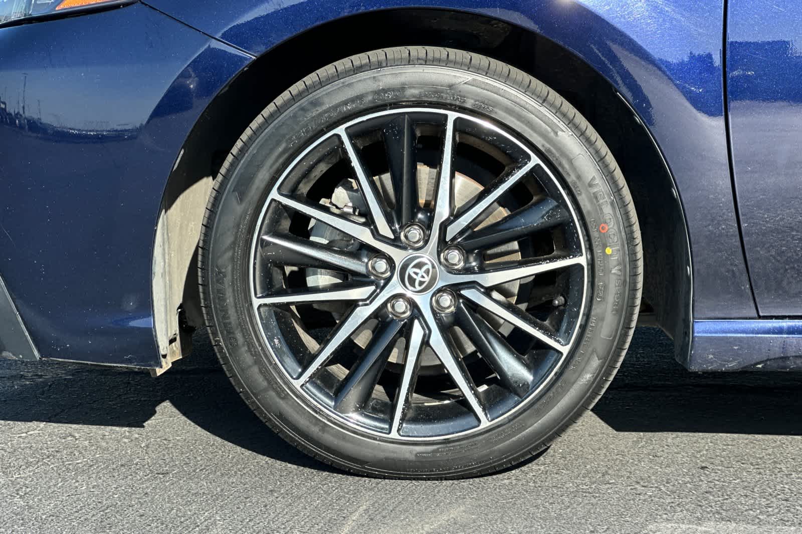 Thumbnail: 2022 Toyota Camry - 29