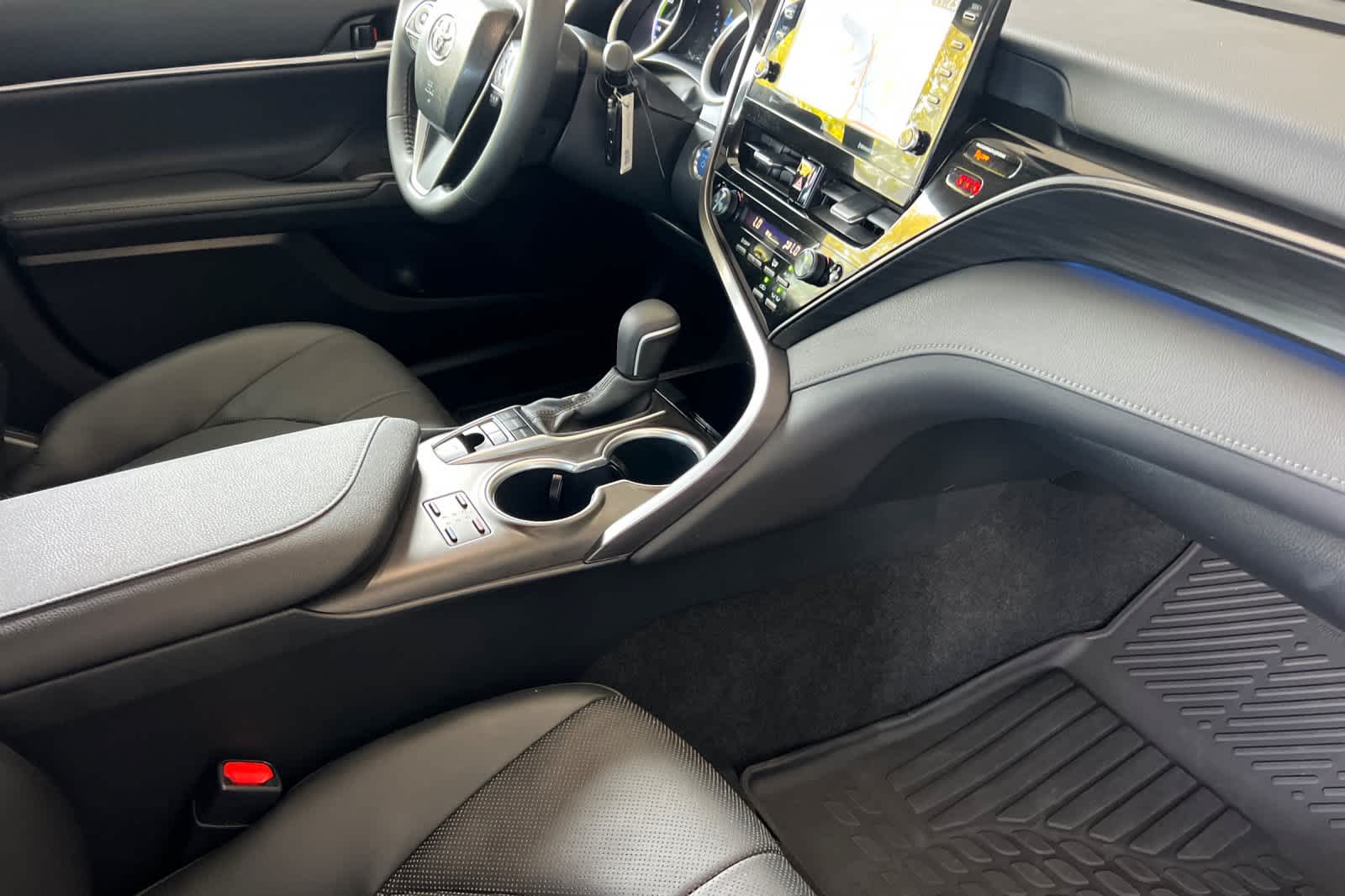 Thumbnail: 2024 Toyota Camry - 16