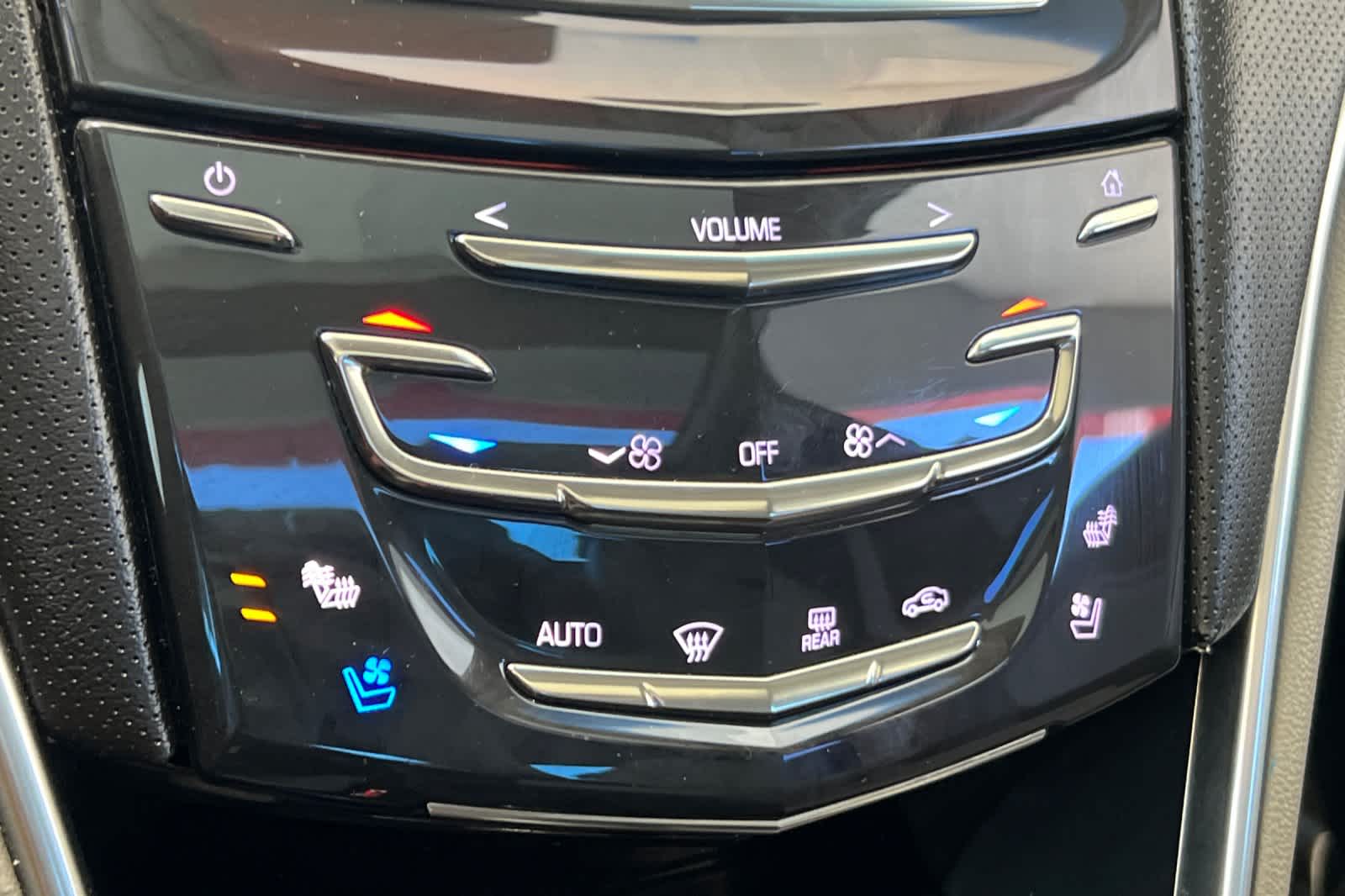 Thumbnail: 2013 Cadillac XTS - 23